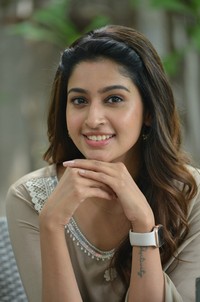 Tanya Ravichandran Pictures